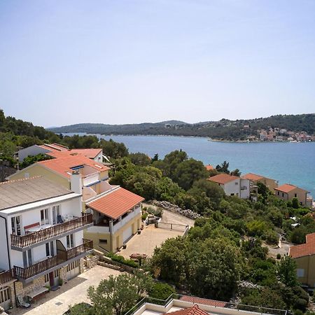 Apartments And Rooms By The Sea Tisno, Murter - 5128 ภายนอก รูปภาพ